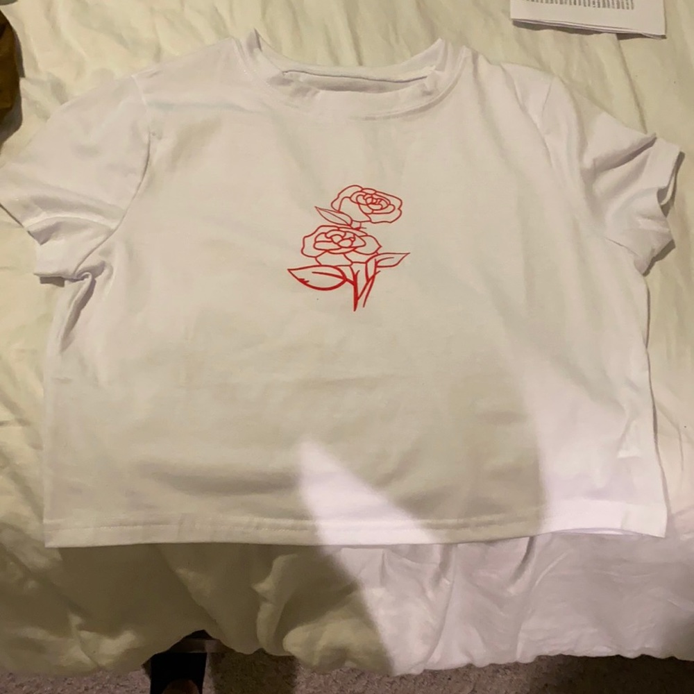 Women’s small crop top